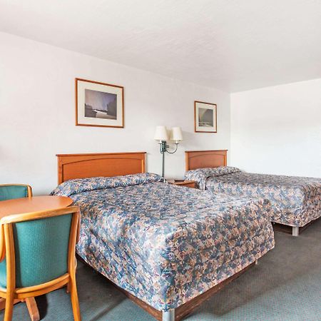 Americas Best Value Inn Wendover Ngoại thất bức ảnh
